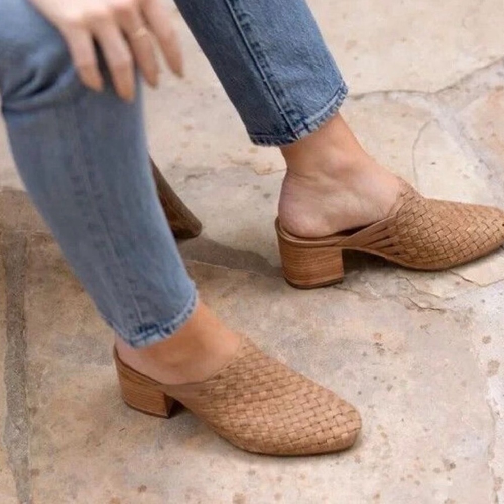 Nisolo Woven Heeled Mules - Tan - Size 8